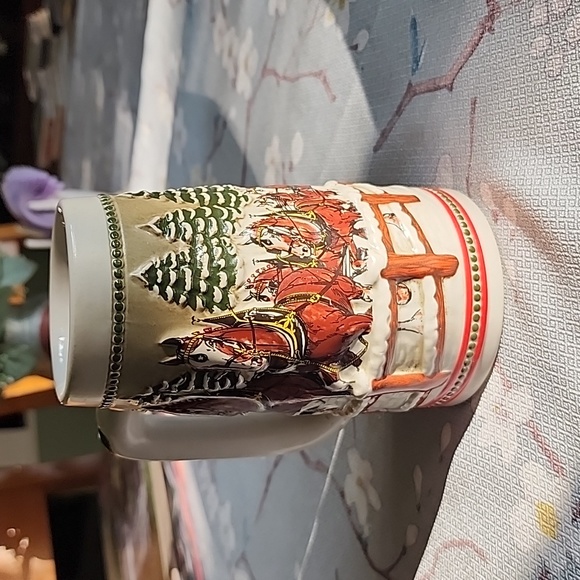 1984 Budweiser holiday stein - Picture 3 of 6